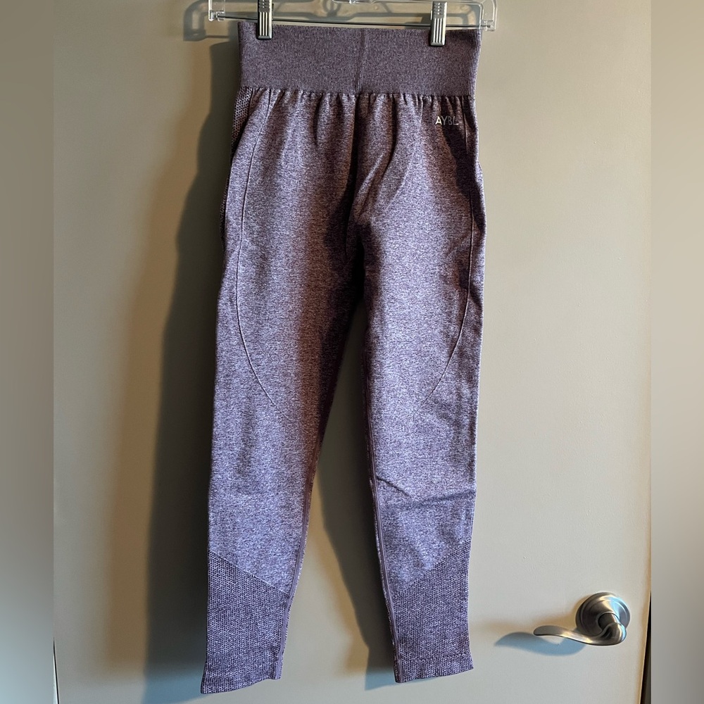 AYBL Heathered Purple Seamless Leggings – High-Waisted Gym Leggings